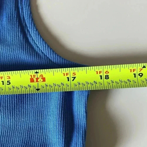 Loft Ruffle Mixed Media V-Neck Top NWT - Picture 6 of 6